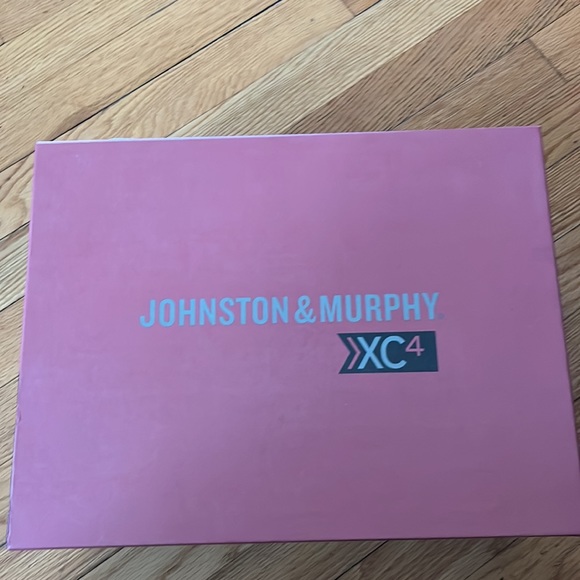 Johnston & Murphy XC4 Tan Chukka Boots - Picture 3 of 4